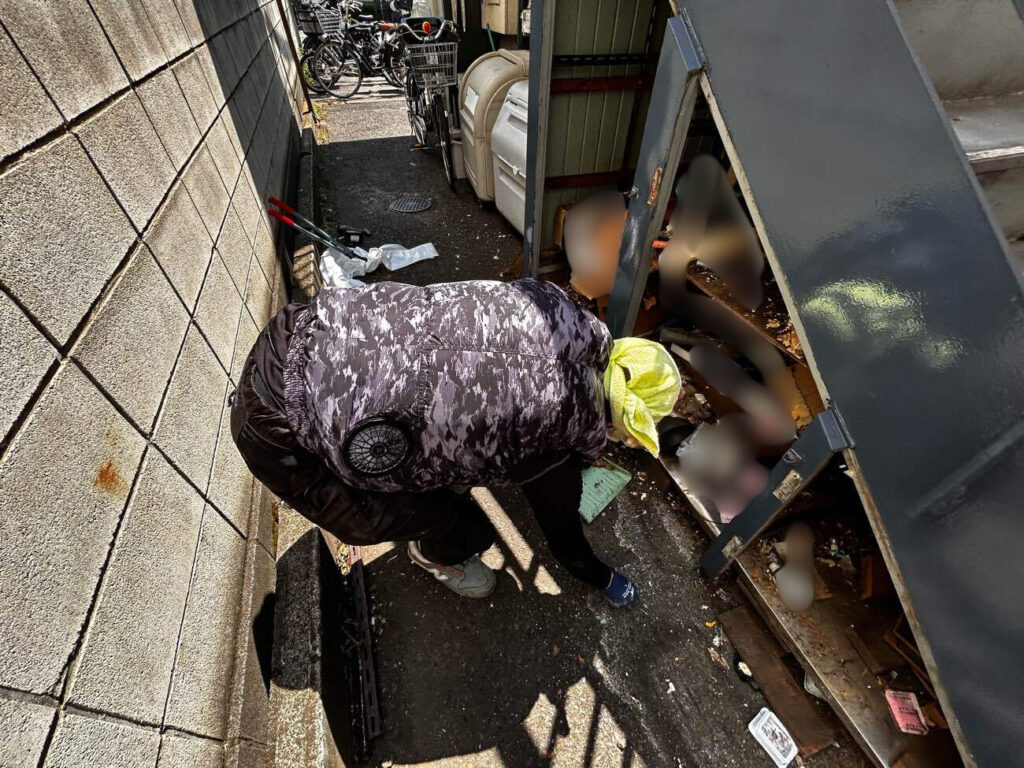 調布市P社物置撤去中1