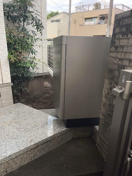 中野区K様フ宅配ボックス新設