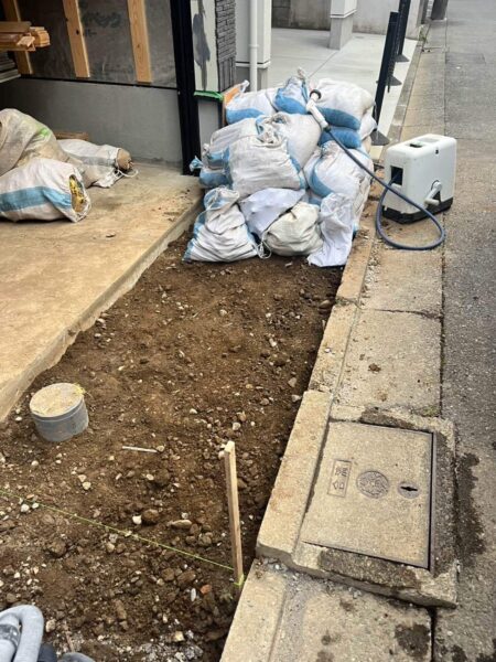 中野区U様邸外構施工前ガレージ