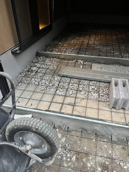 中野区U様邸ガレージまわり2