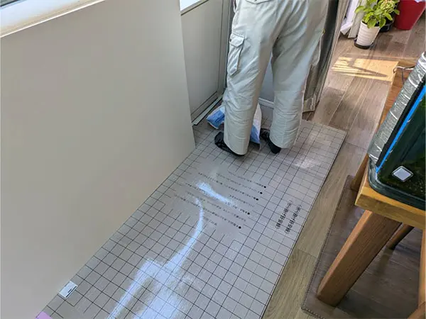 東京都区中野区・M様｜劣化したシューズボックスのクロス張り替えと 