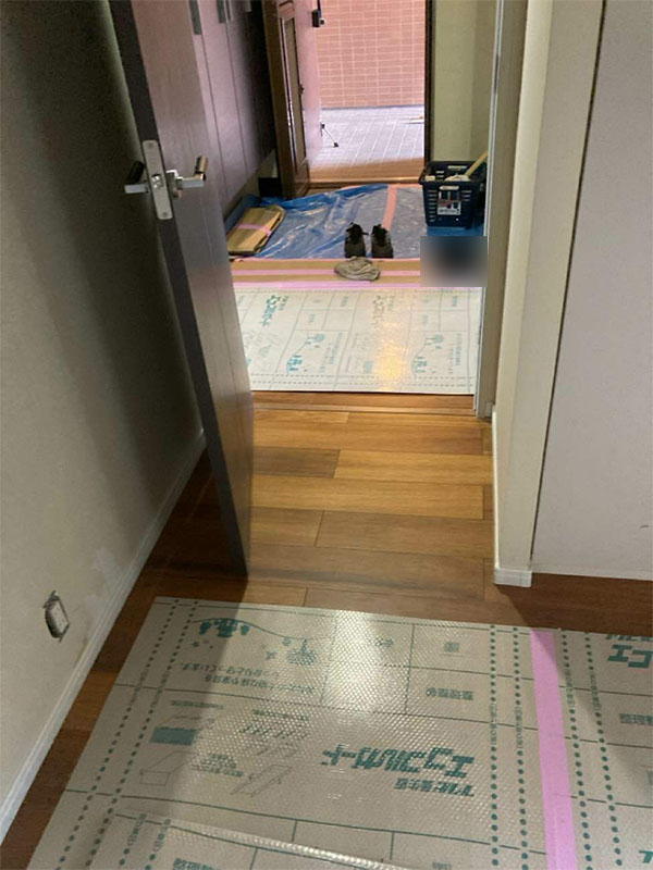 東京都杉並区 クロス張り替え 玄関 