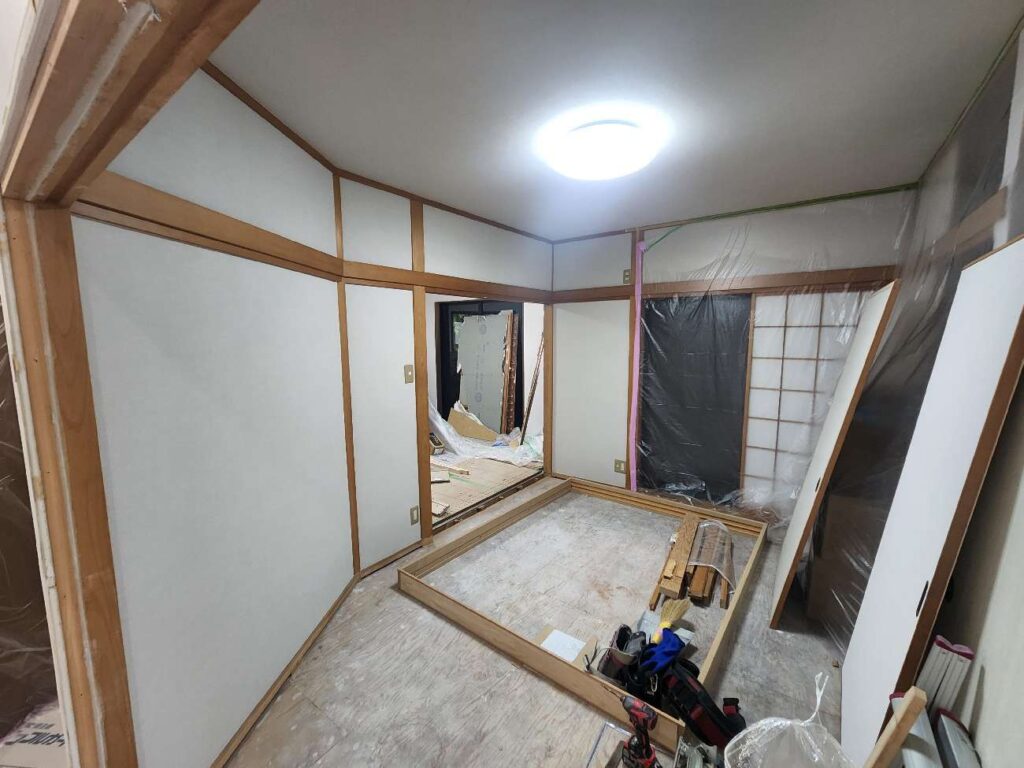 東京都世田谷区-I様邸-施工中壁ぶち抜き