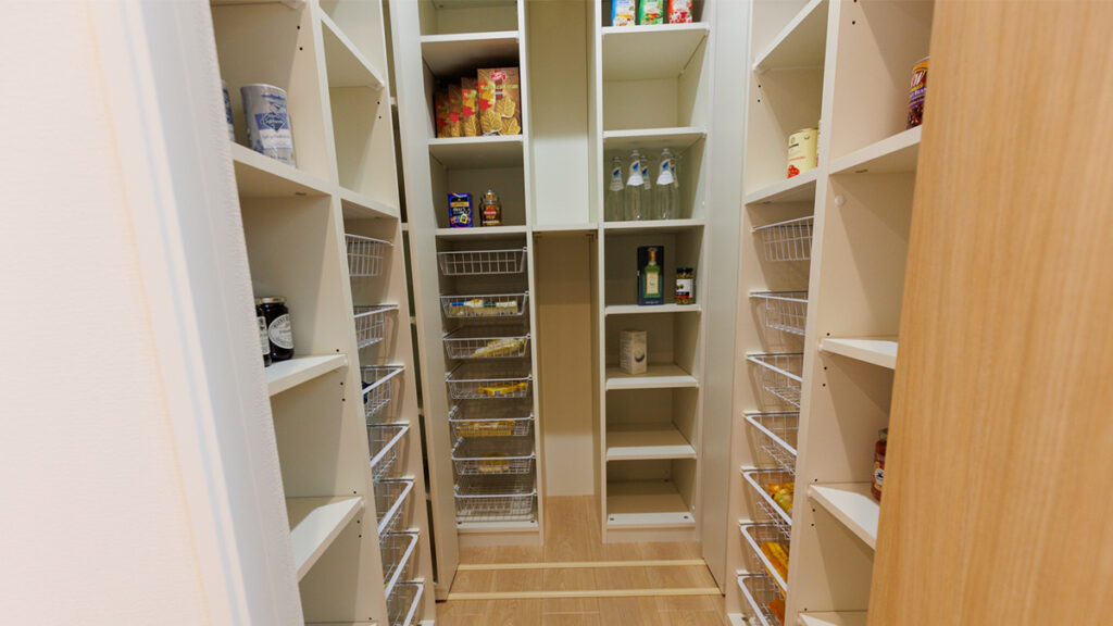 東京都中野区キッチンパントリー食品庫リフォーム|水まわり工事で収納力3倍アップの完全ガイド