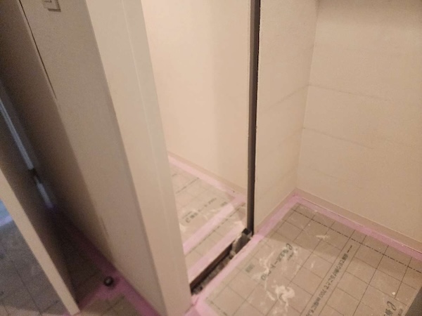 中野区H様邸収納施工中