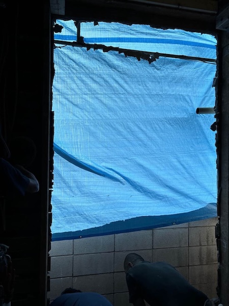 世田谷区T様所有アパート窓撤去