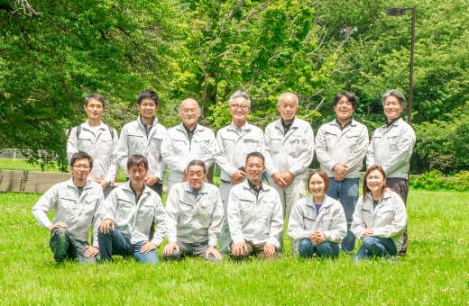 ホームテックワン集合写真