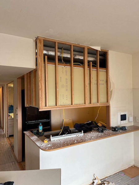 中野区N様マンション既存設備撤去中の様子1