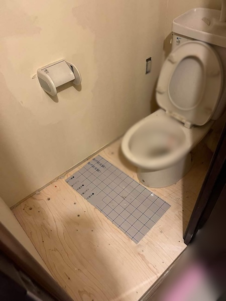 杉並区H様マンショントイレ施工中