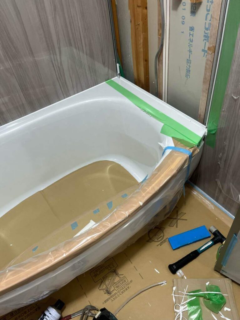 杉並区H様マンション洗面所・浴室設備施工中1