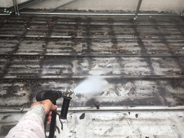 東京都中野区　屋根塗装　ベランダ床塗装　高圧洗浄 (1)