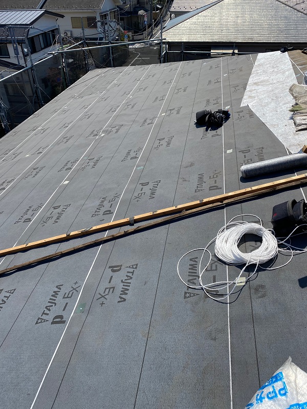 東京都杉並区　屋根カバー工法（重ね葺き工法）　ガルバリウム鋼板横葺き (7)