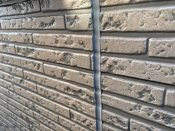 東京都中野区　外壁塗装　シーリング工事　進捗状況 (6)
