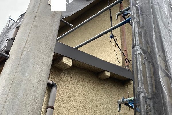 東京都杉並区　屋根カバー工法(重ね葺き工事)・コーキング工事　近隣の方々へのご挨拶　足場の設置・足場の重要性