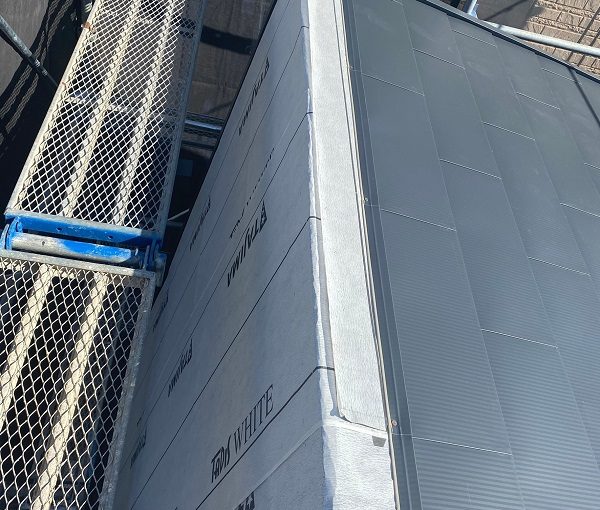 東京都中野区　屋根葺き替え工事　ガルバリウム鋼板　貫板　棟板金　スクリュービス (3)