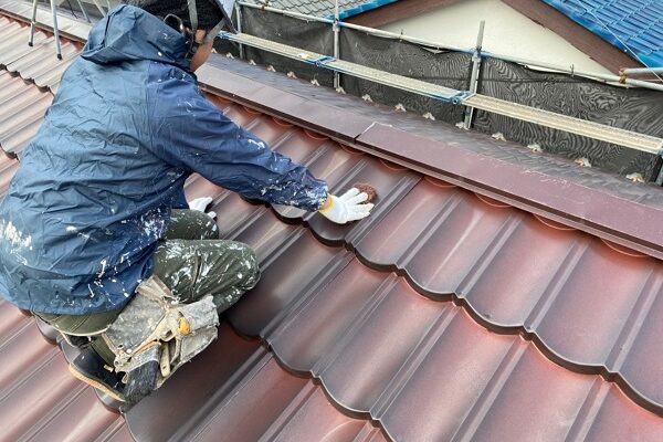 東京都大田区　N様邸　屋根塗装　下地処理　ケレン作業　高圧洗浄 (6)