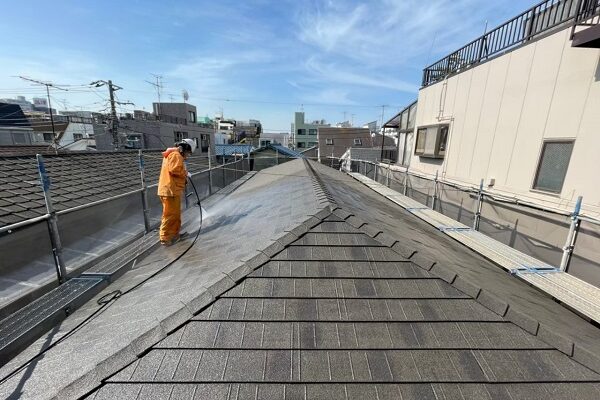 東京都大田区　アパート　屋根塗装・外壁塗装　下地処理　高圧洗浄 (8)