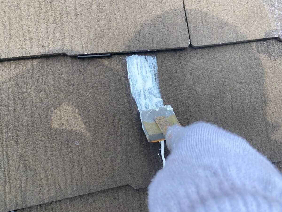 東京都港区　Y様邸　屋根塗装・外壁塗装　スレートのひび割れ補修