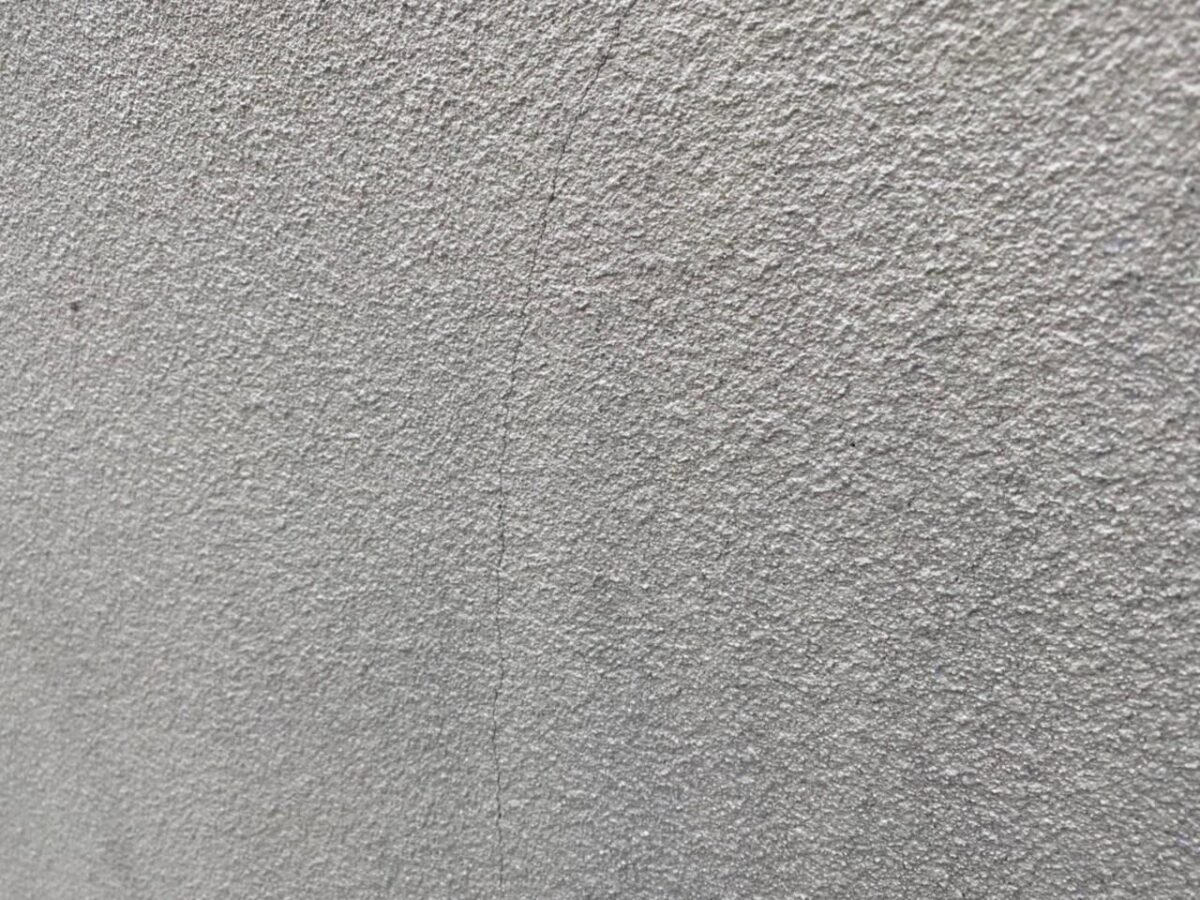 東京都港区　Y様邸　屋根・外壁塗装工事　外壁ヘアークラック補修
