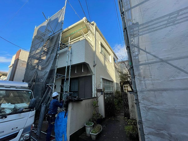 【施工中】東京都渋谷区・H様邸｜屋根カバー工法・外壁塗装 (3)