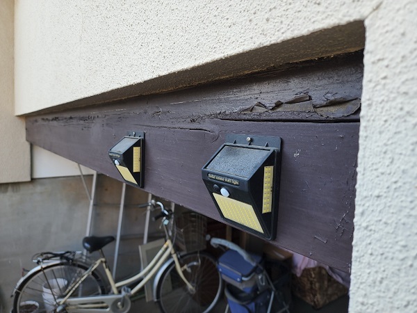 東京都杉並区・S様邸　外壁塗装　雨樋の割れ、塗膜の剥がれ、ひび割れ3 (1)