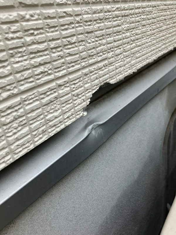 東京都世田谷区・T様邸　車が衝突した外壁・雨樋・エアコン室外機の現地調査 (5)