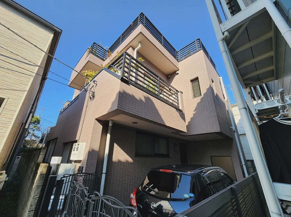 東京都中野区・N様邸　屋根カバー・外壁塗装・ベランダ防水・タイル部分補修工事の現場調査 (1)