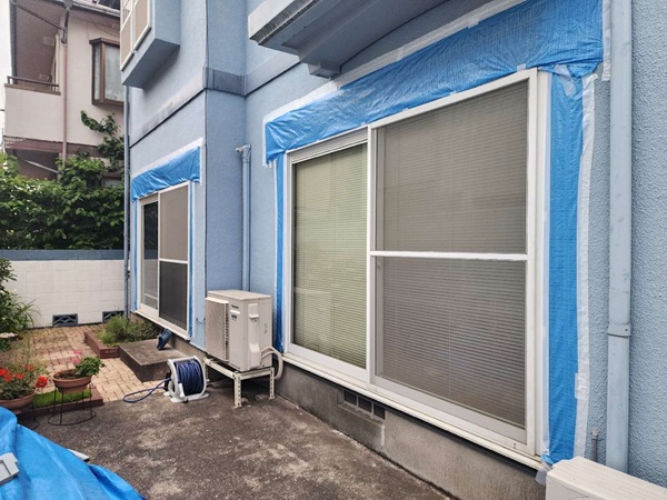 【施工中】東京都杉並区・W様邸｜屋根カバー工法・外壁塗装・シャッター等交換工事_既存シャッター撤去 (1)