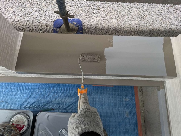 ベランダトップコート、付帯部中塗り2