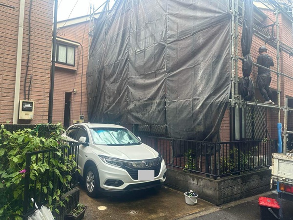 【施工中】東京都中野区・S様邸|外壁塗装・屋根塗装で傷んだ箇所を全て補修しました! (2)