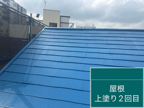 【施工中】東京都中野区・S様邸|外壁塗装・屋根塗装で傷んだ箇所を全て補修しました!_屋根上塗り2回目_外壁下塗り (1)