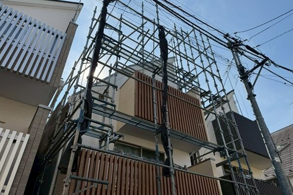 東京都中野区・H様邸|シーリング工事を含む外壁塗装・屋根塗装で耐久性アップ_完工 (2)