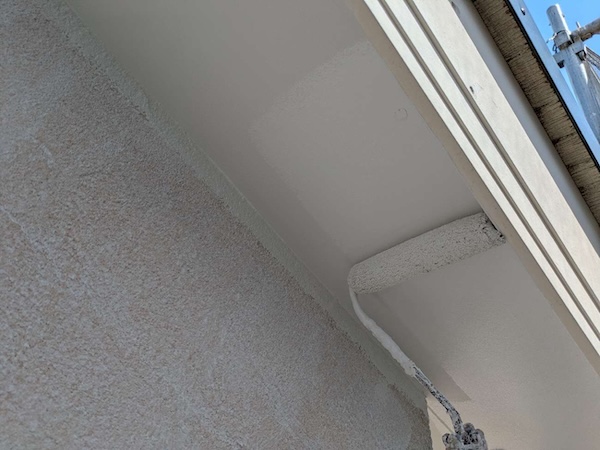 世田谷区R様邸軒天中塗