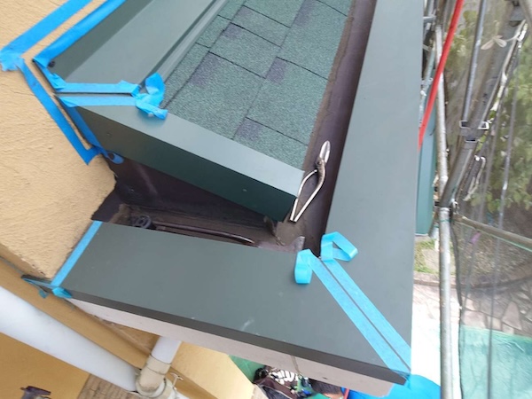 世田谷区R様邸屋根コーキング