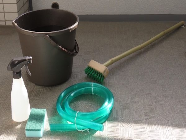 ベランダの掃除に使う道具
