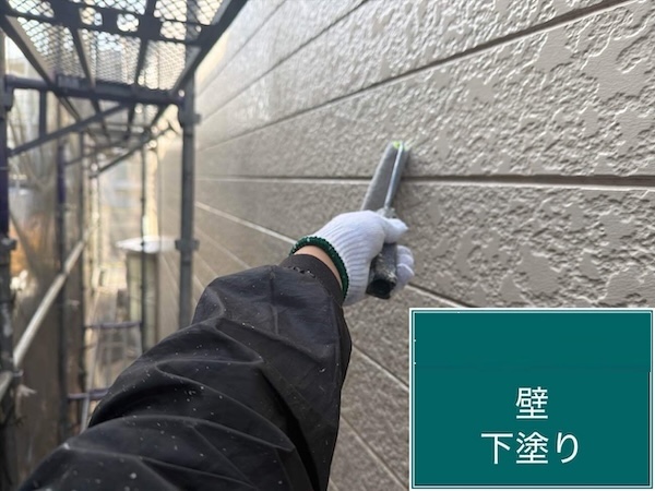 杉並区S様所有アパート壁下塗り