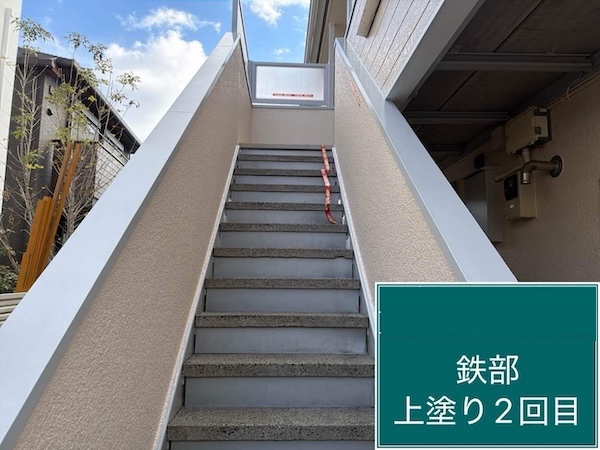 杉並区S様所有アパート鉄部上塗り2回目